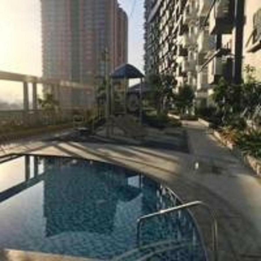 Cubao Manhattanheights Unit 11A Tower B, 2Br Manila Exterior foto