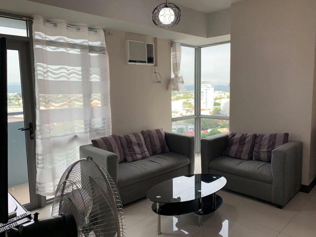 Cubao Manhattanheights Unit 11A Tower B, 2Br Manila Exterior foto